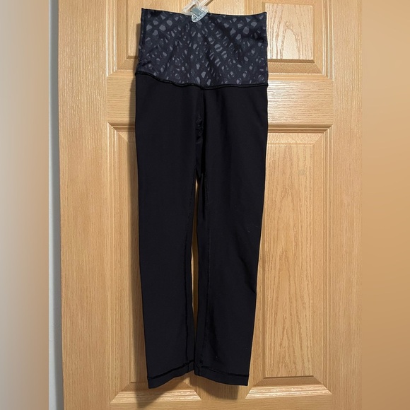 Lululemon All The Right Places Hi Rise Leggings - Picture 2 of 13